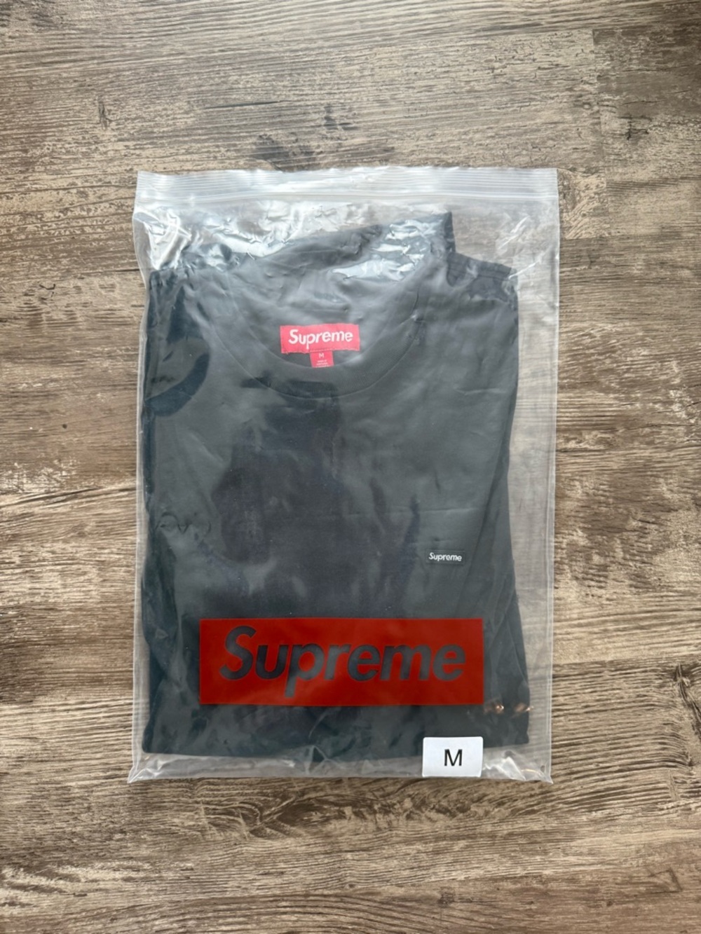SUPREME BLACK TEE LONG SLEEVES WITH LOGO SIZE M (MEN)